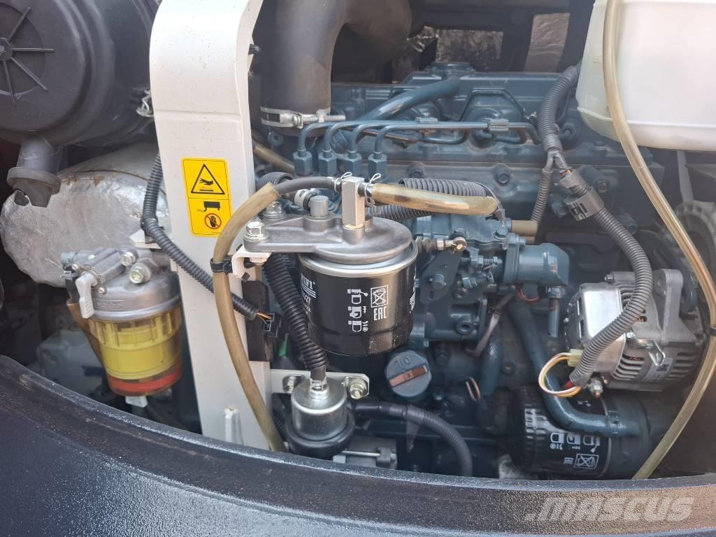 Kubota 057-4 Mini kotrók < 7t