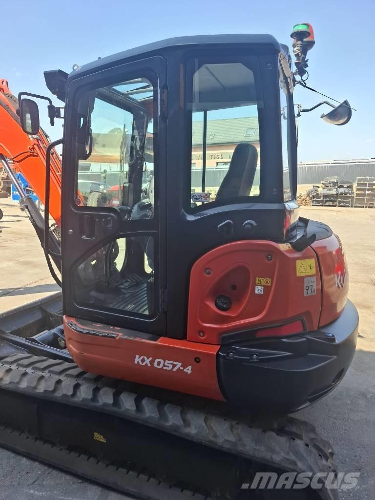 Kubota 057-4 Mini kotrók < 7t