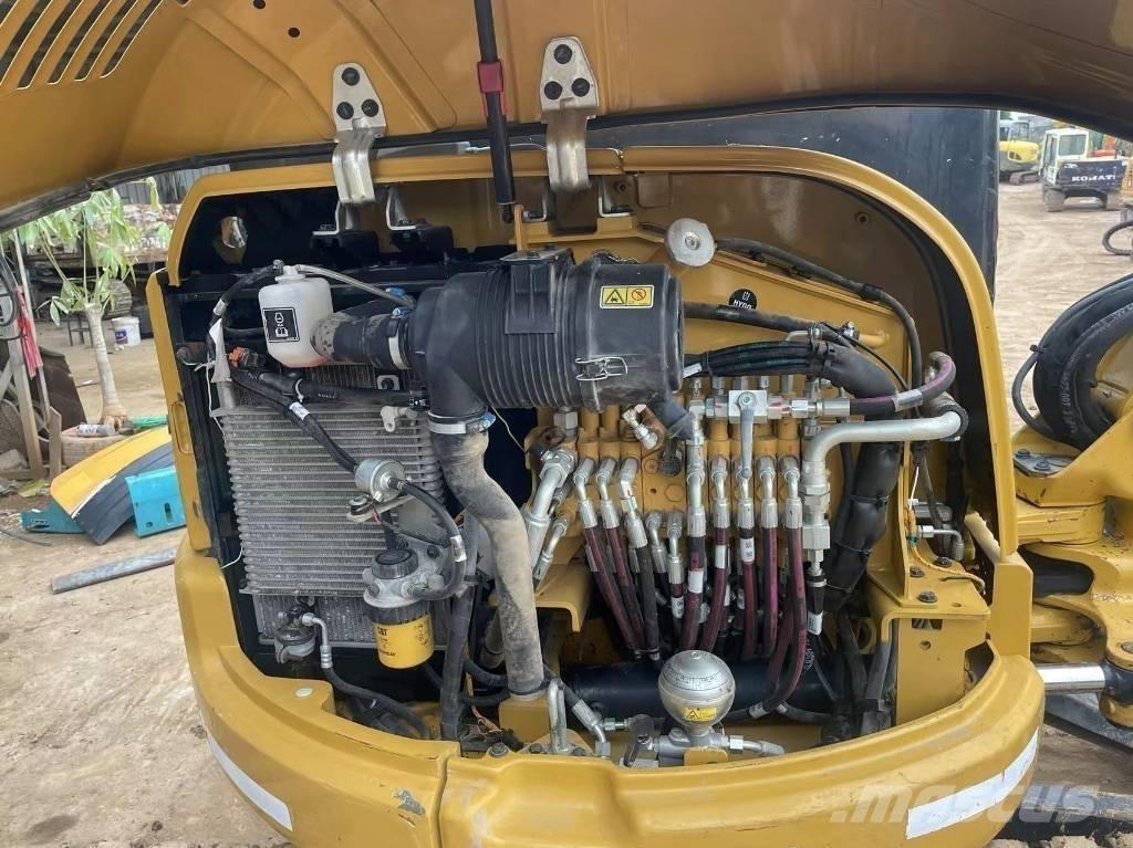 CAT 303.5 E CR Mini kotrók < 7t