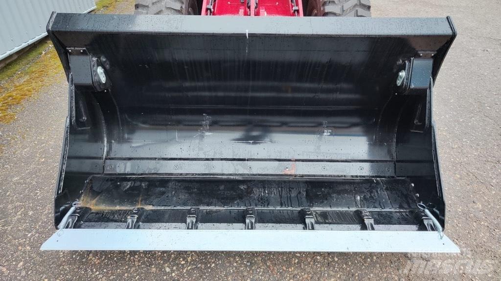 Yanmar V80 Gumikerekes homlokrakodók