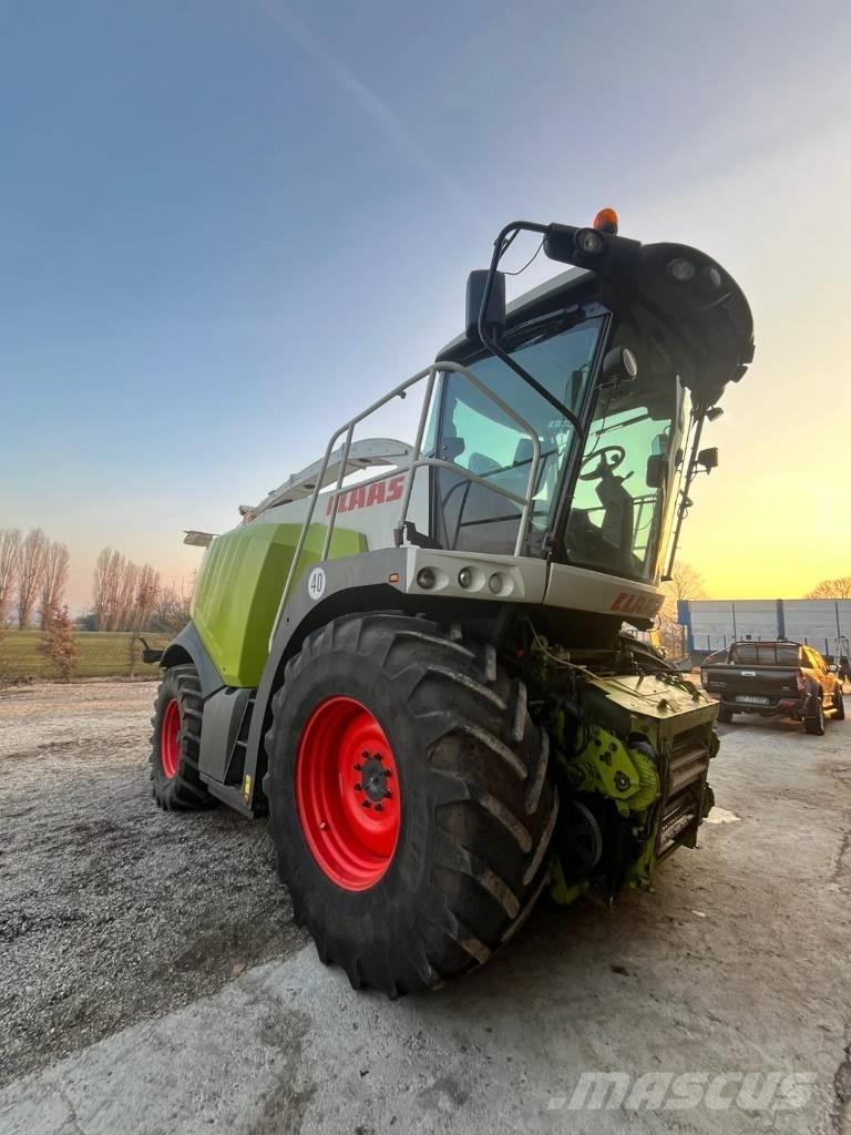 CLAAS Jaguar 940 Önjáró szecskázók