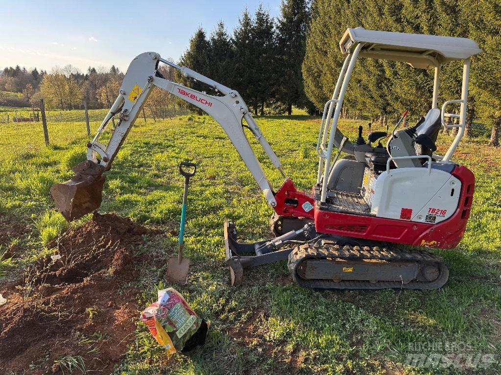 Takeuchi TB 216 Mini kotrók < 7t
