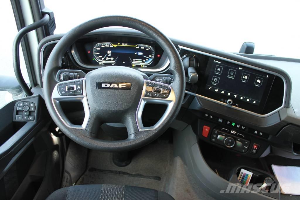 DAF XF 530 FAS Platós / Ponyvás teherautók