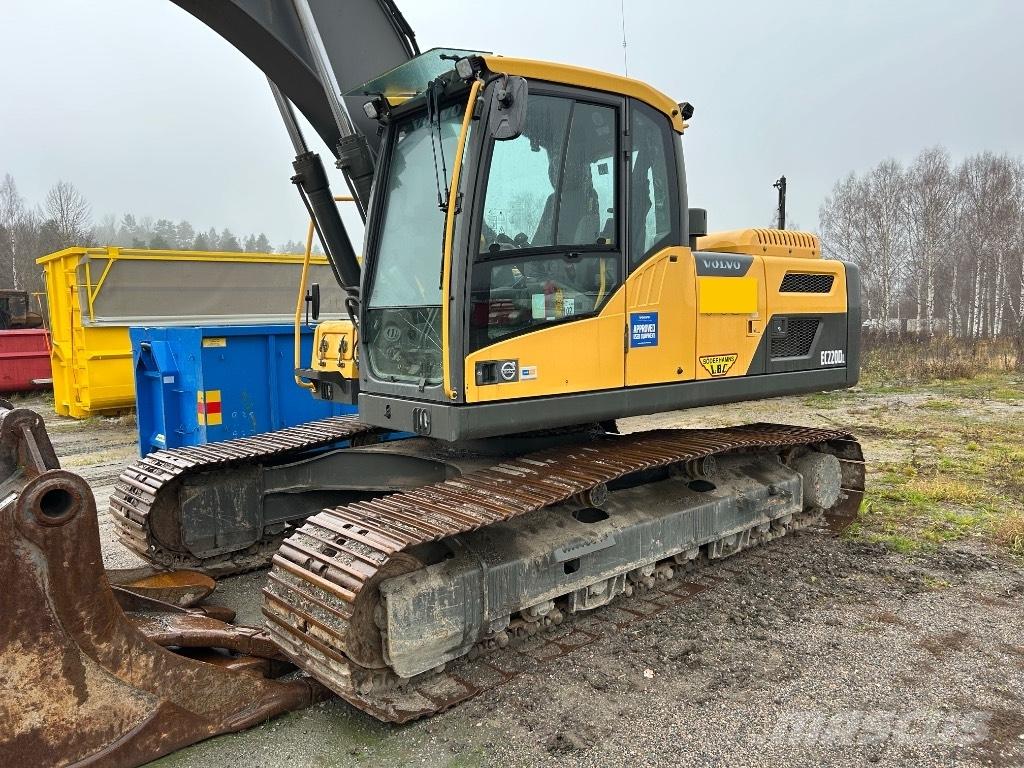 Volvo EC 220 DL Lánctalpas kotrók