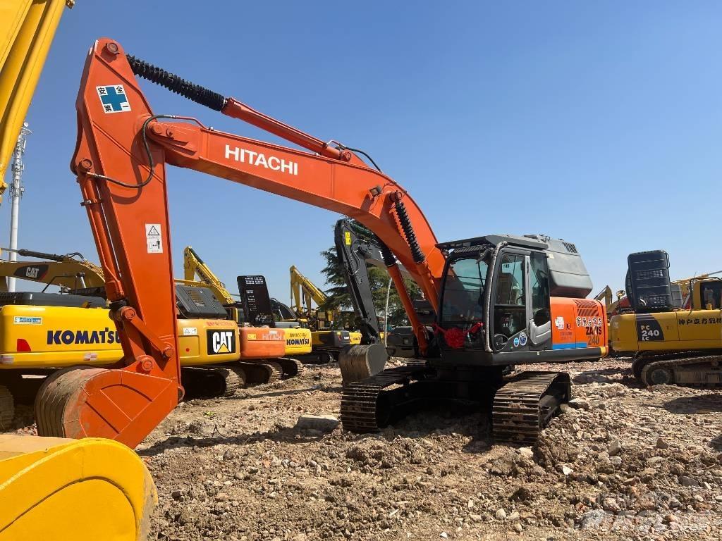 Hitachi ZX 240-3 Lánctalpas kotrók