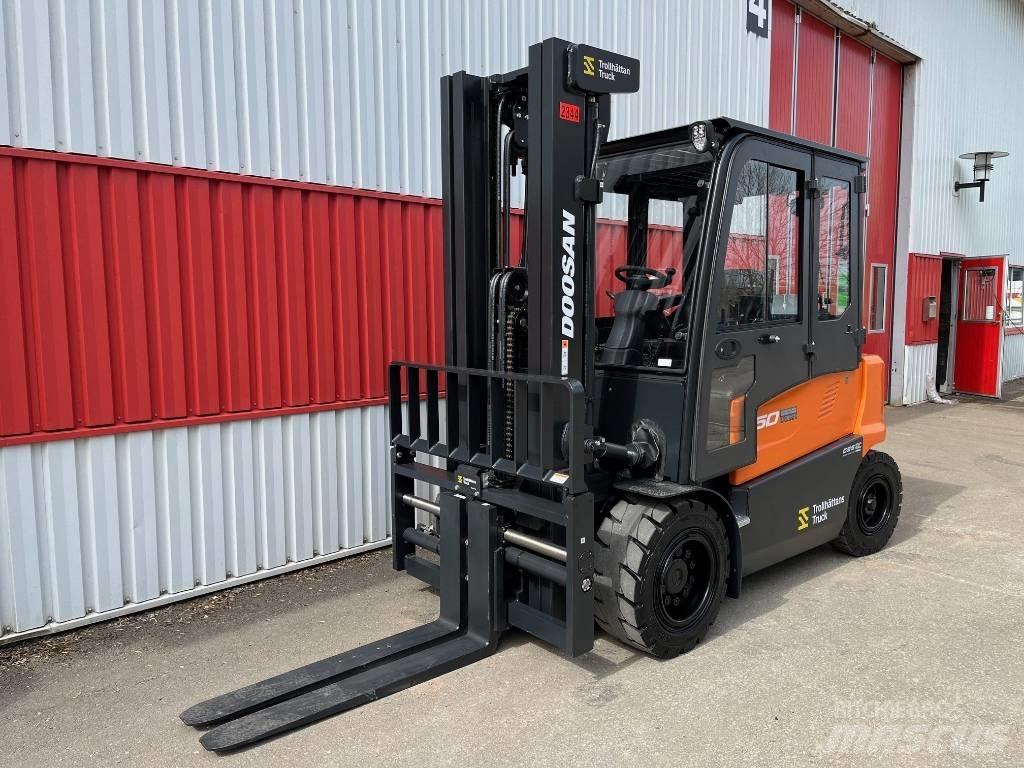 Doosan B 50 X-7 Elektromos targoncák
