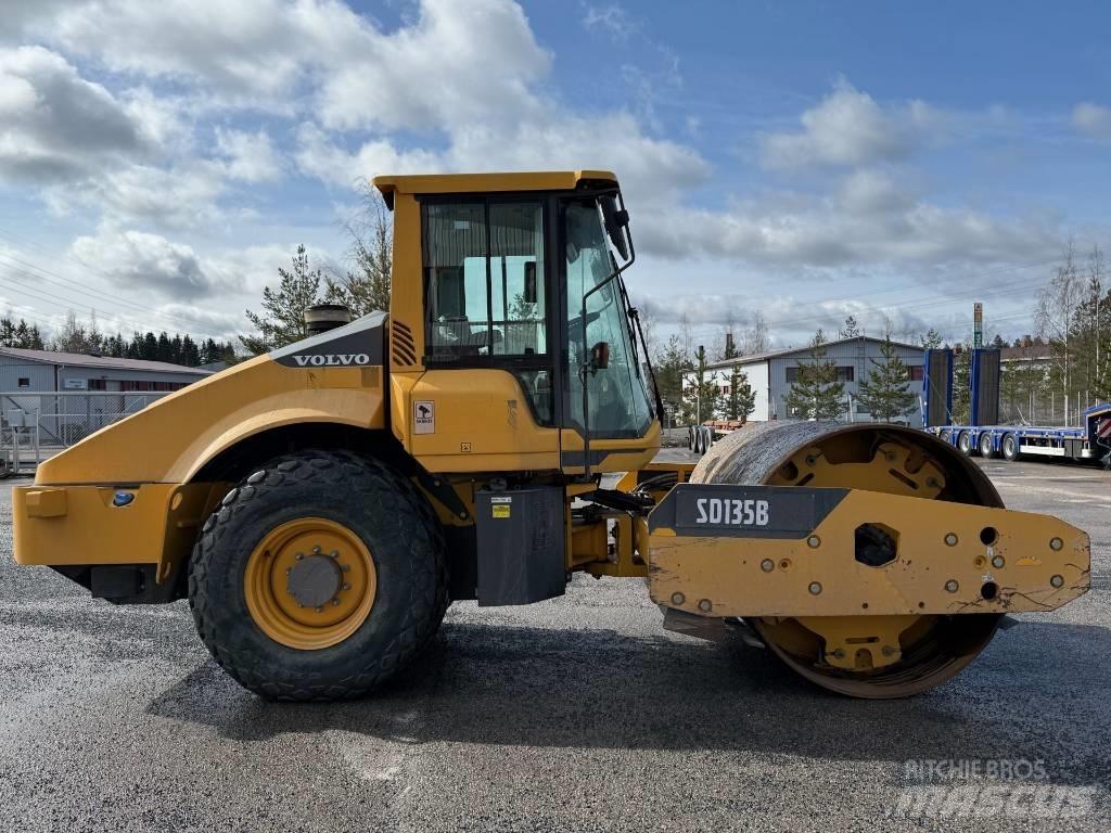 Volvo SD 135 B Egydobos hengerek