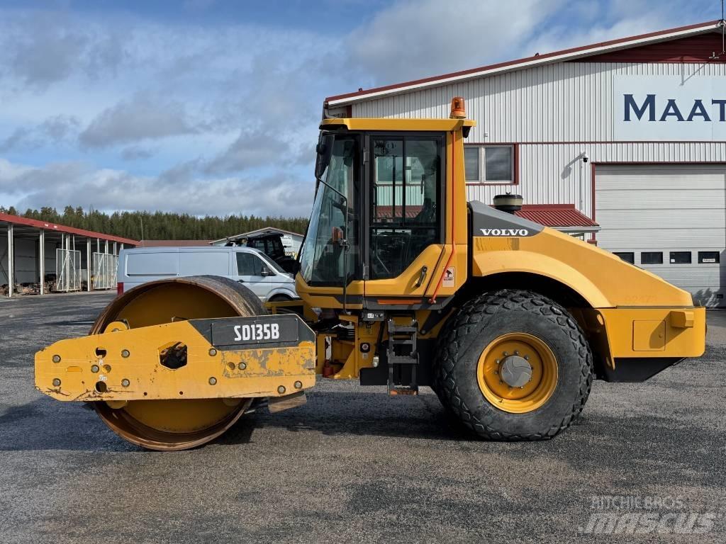 Volvo SD 135 B Egydobos hengerek