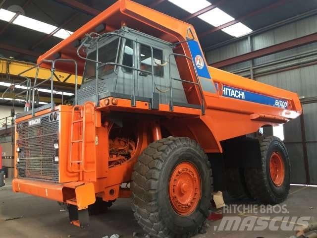 Hitachi EH 1100-3 Csuklósdömperek