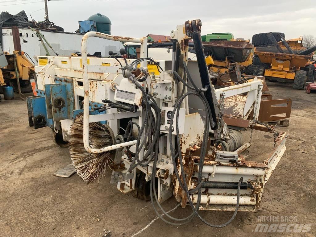 Astec BF400 Egyéb