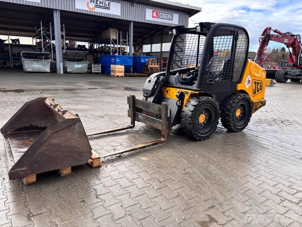 JCB 170 Kompaktrakodók
