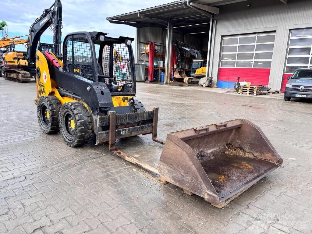 JCB 170 Kompaktrakodók