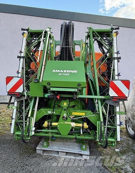 Amazone UF 1302 Önjáró trágyaszórók