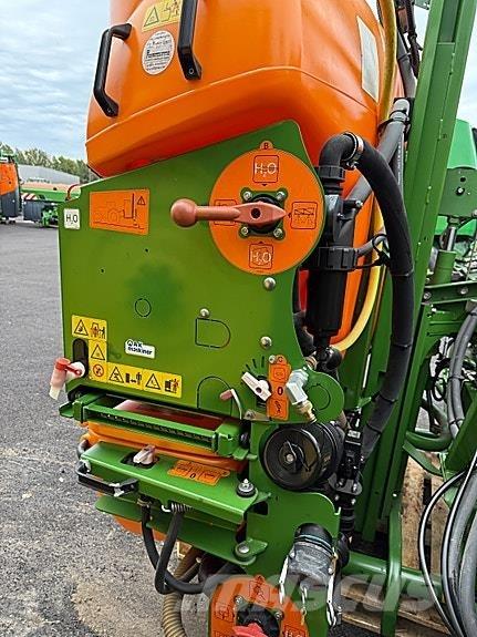 Amazone UF 901 Önjáró trágyaszórók