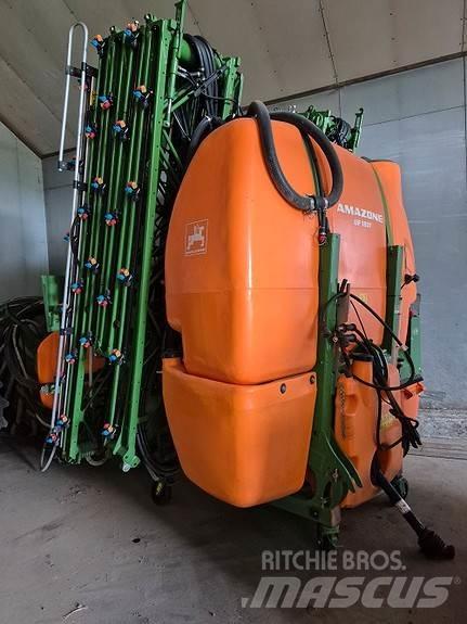 Amazone UF1801 Önjáró trágyaszórók
