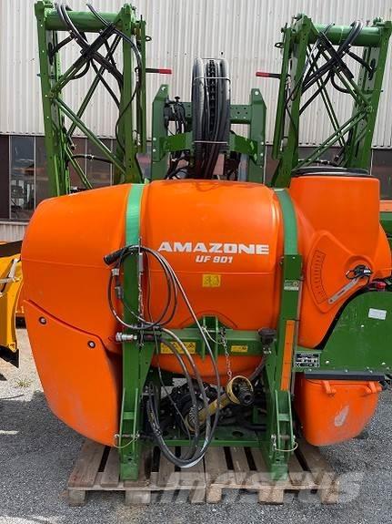 Amazone UF901 Önjáró trágyaszórók