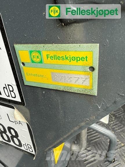Avant 220 Egyéb kommunális gépek