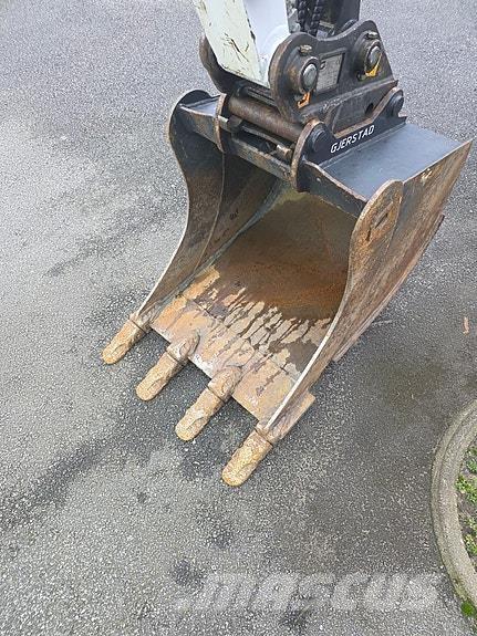 Bobcat E27z Mini kotrók < 7t