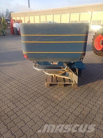 Bogballe L20W plus. Műtrágyaszórók