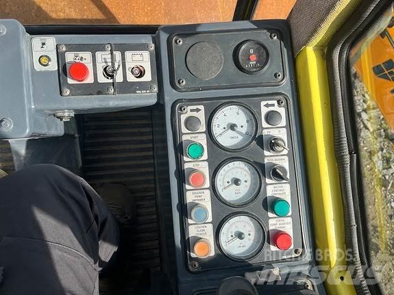 Bomag BW211 D-3 Aszfalt terítõ gépek