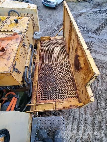 Brøyt ED1000T Lánctalpas kotrók