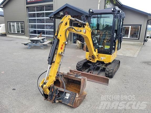 CAT 301.8 Mini kotrók < 7t
