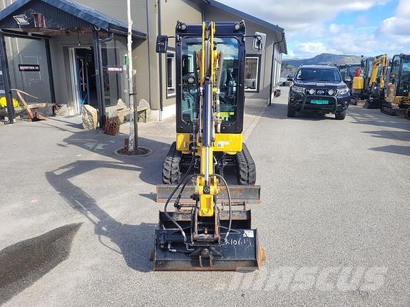 CAT 301.8 Mini kotrók < 7t