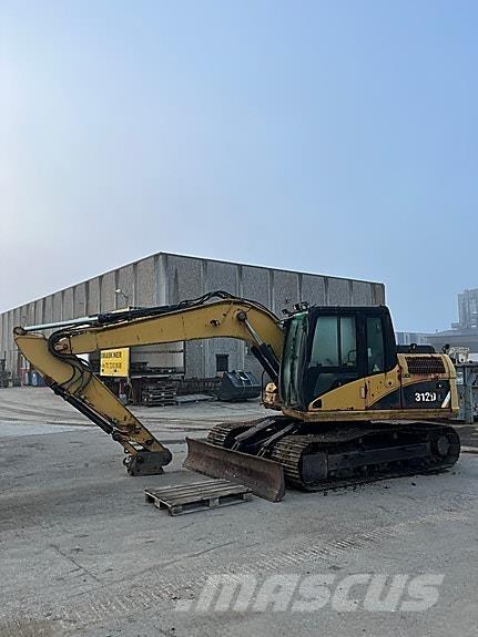 CAT 312D Hugges nå! Lánctalpas kotrók