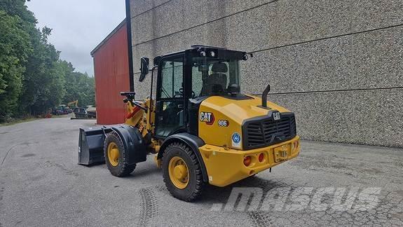 CAT 906 Gumikerekes homlokrakodók