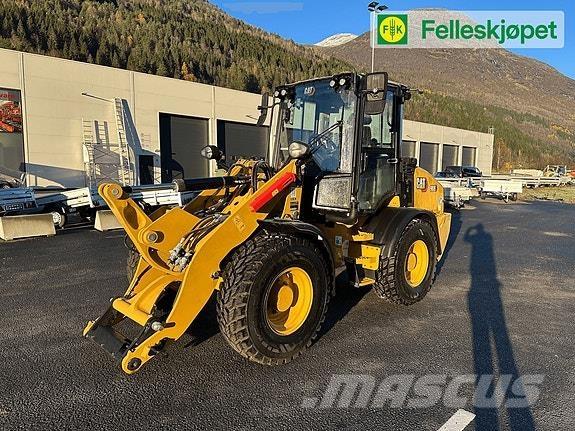 CAT 908 Kompaktrakodók