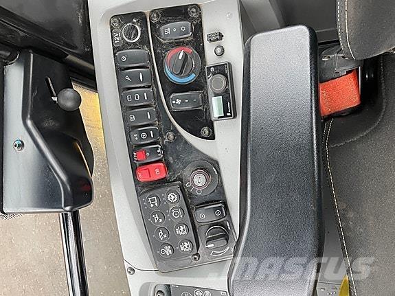 CAT 918M Gumikerekes homlokrakodók