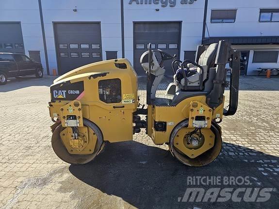 CAT CB24B Aszfalt terítõ gépek