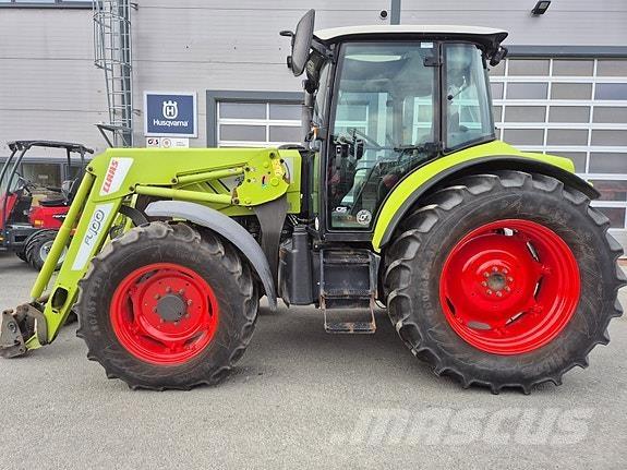 CLAAS 8690 Traktorok