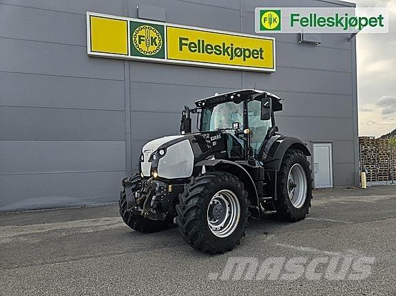 CLAAS AXION 830 Traktorok