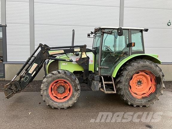 CLAAS Celtis 446 Traktorok