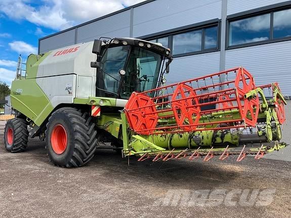 CLAAS Tucano 430 Kombájnok
