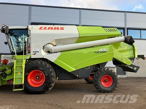 CLAAS Tucano 430 Kombájnok