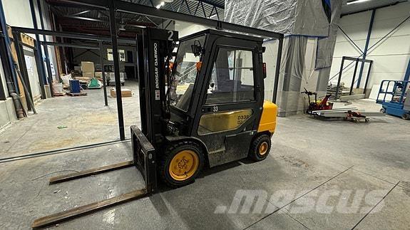 Daewoo D33S-3 Dízel targoncák