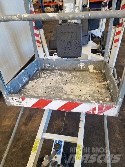 Dino 120TB Egyéb felvonók és állványok