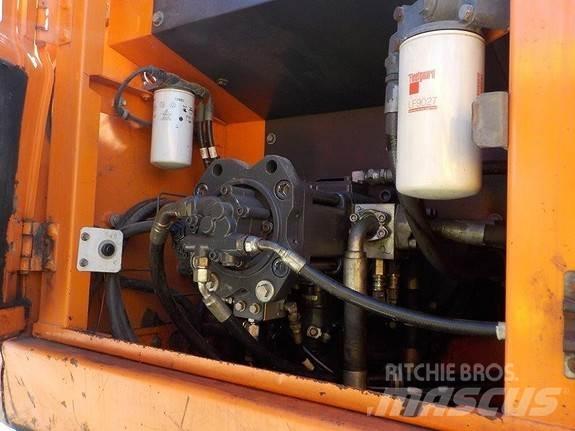 Doosan DX225LC-3 Lánctalpas kotrók