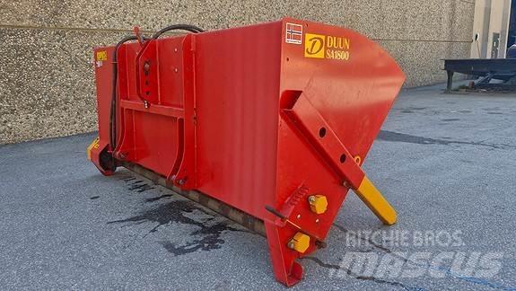 Duun SA1800 Homok és Sószórók