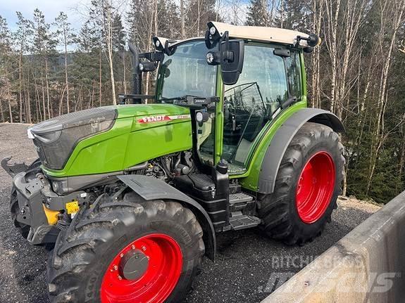 Fendt 211 Traktorok