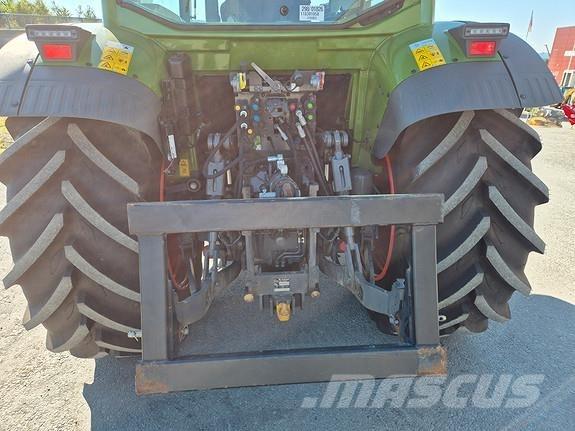 Fendt 211 Traktorok