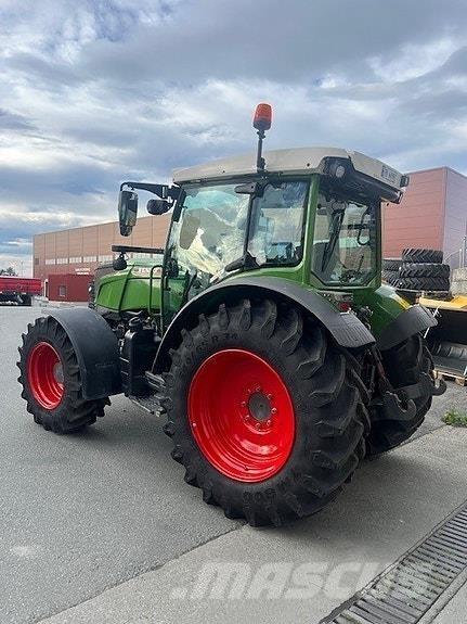 Fendt 211 Traktorok