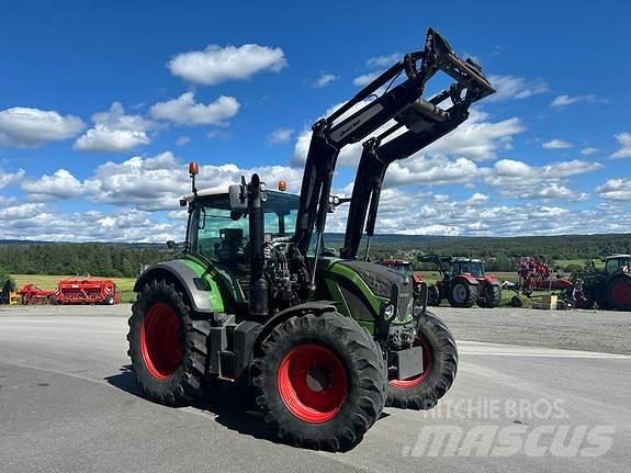 Fendt 516 Vario Traktorok