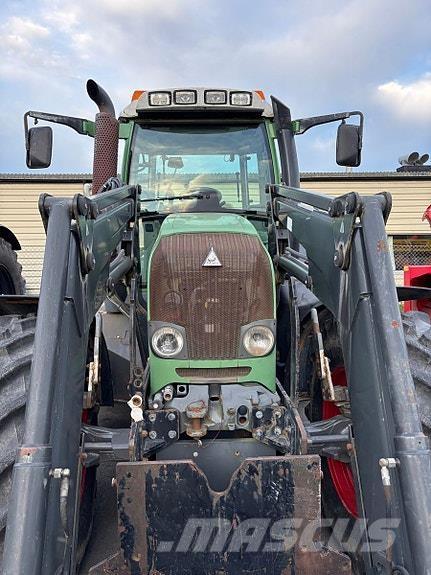 Fendt 716 Vario Traktorok