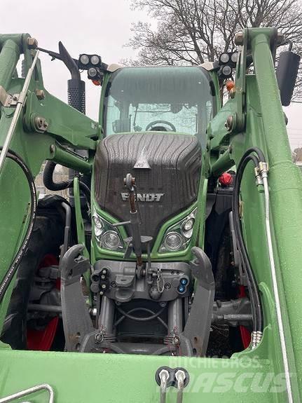 Fendt 718 Traktorok