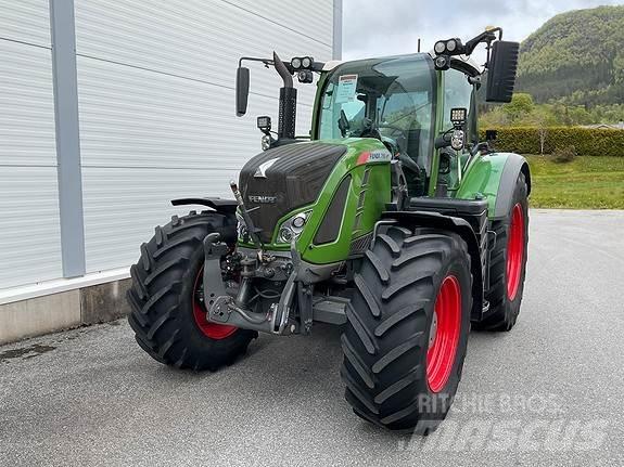 Fendt 718 Traktorok