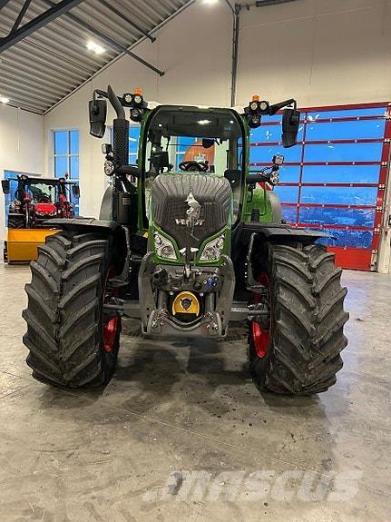 Fendt 722 VARIO Traktorok