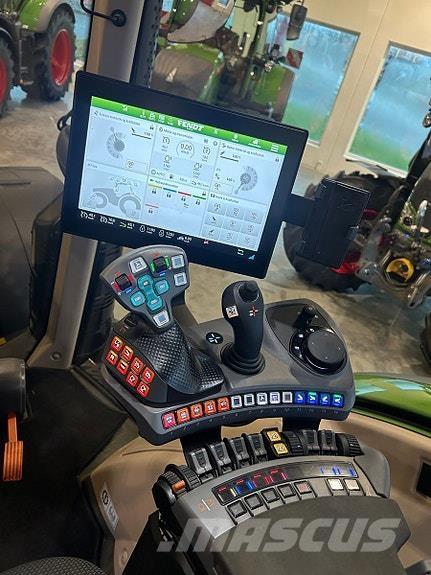 Fendt 722 VARIO Traktorok